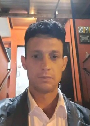 Tiago Pereira из Blumenau 41 год