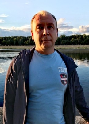 Максим из Москвы 43 года