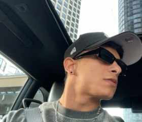 Daniel, 24, Chicago