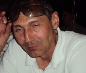 Андрей, 64 года, Казань