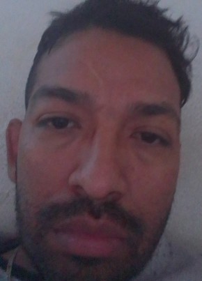 Carlos, 40, Estados Unidos Mexicanos, Morelia