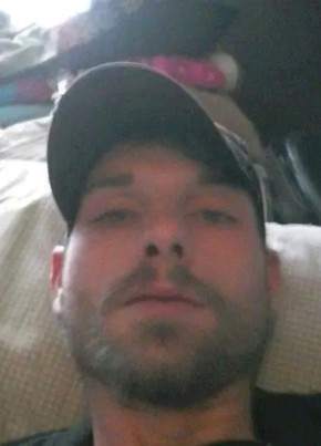 Jesse James из Dayton 37 лет