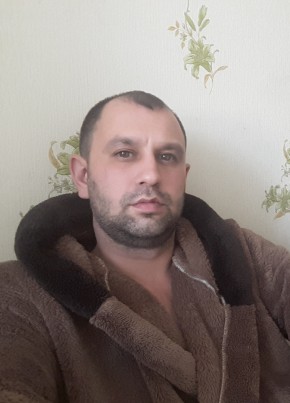 Илья, 36, Россия, Междуреченск