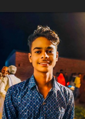 Devendra, 18, India, Delhi