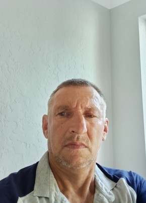 Виктор из Донское 54 года