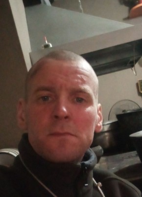 DMITRiY