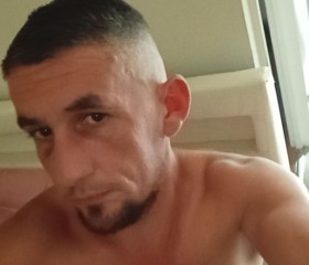 Julien, 36, Toulouse