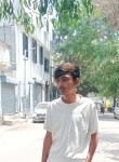 Aditya, 18 лет, Surat