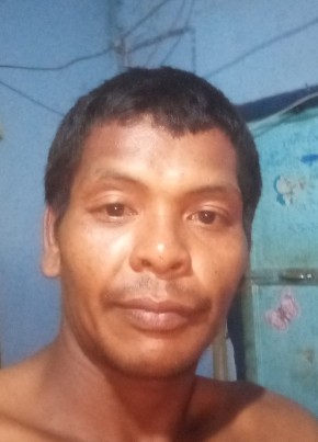 นะโม, 37, ราชอาณาจักรไทย, บ้านโป่ง
