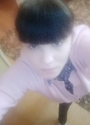 Кристина, 27, Россия, Зеленогорск (Красноярский край)