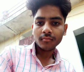 Ayushchuna, 18, Moradabad