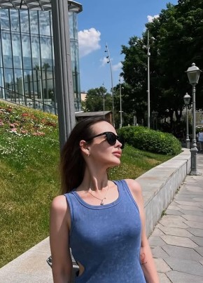 Елена из Хабаровска 28 лет