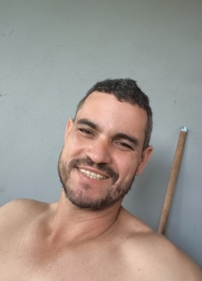 Carlos Pereira из Uberlândia 40 лет