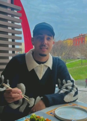 Bouch из Bologna 43 года
