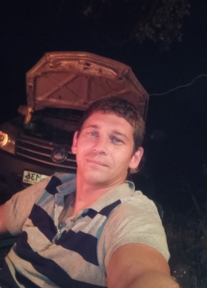 Сергей Иванов из Россоши 31 год