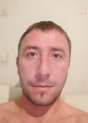 Алекс, 38, Россия, Зеленогорск (Красноярский край)