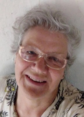 Наталья, 69, Россия, Холмогоры