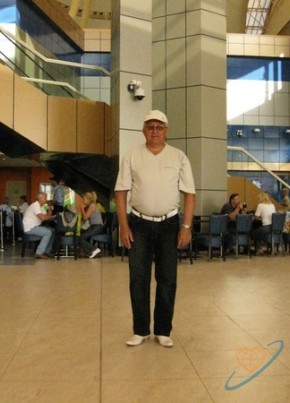 Sergey, 74, Россия, Москва