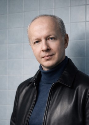 V M из Львова 53 года