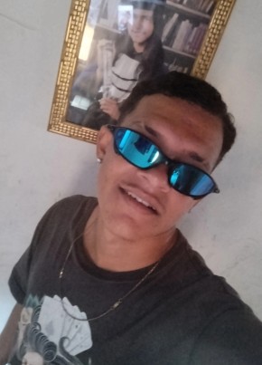 Lucas Henrique из Goiânia 20 лет