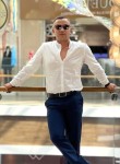 Anton, 30, Moscow