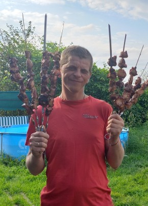 Владимир из Пскова 42 года
