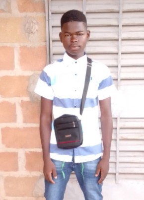Savadogo Boukari, 18, Burkina Faso, Ouagadougou