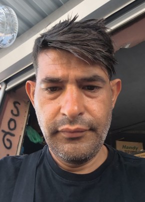 Turgay из Adana 39 лет
