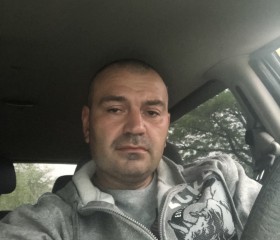 Rostyslav, 38 лет, Mississauga