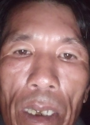 Tuân из Long Xuyên 18 лет