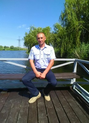 Аркадий, 39, Россия, Пугачев