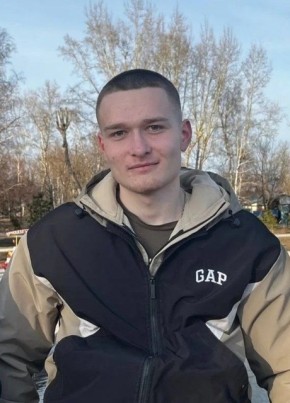 Евгений из Барнаула 19 лет