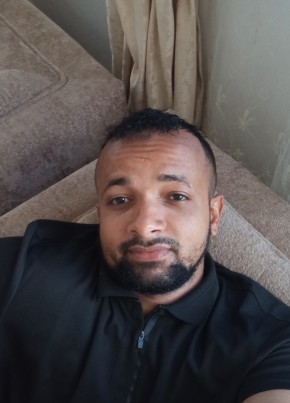 Jundi, 32, Tanzania, Dar es Salaam