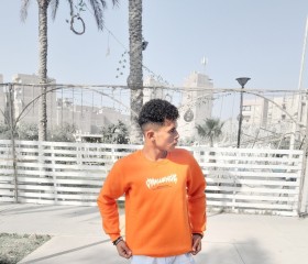 على ويكاي, 18, Cairo