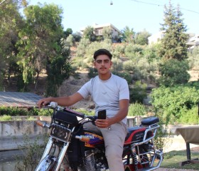 mostafa, 18, Stockholm