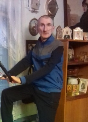 Сергей из Белово 53 года