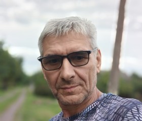 Андрей, 61 год, Санкт-Петербург