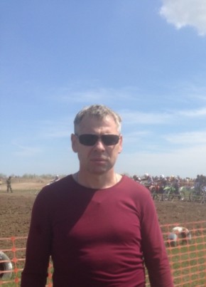 Игорь, 54, Россия, Нижнегорский