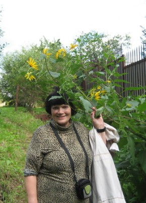 татьяна, 77, Россия, Санкт-Петербург