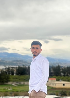 تيم из بَيْرُوت 25 лет