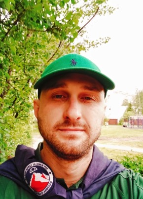 Aleksey, 35, Russia, Simferopol