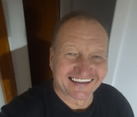 PATRICK, 56, Brussels