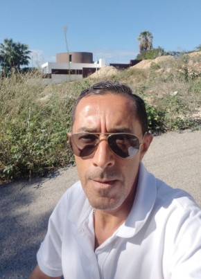 Jimmy Morales из Jávea 48 лет