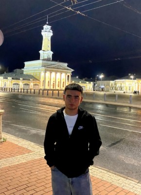 Аброр из Костромы 18 лет