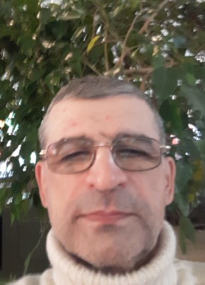 Александр, 66, Россия, Щёлково