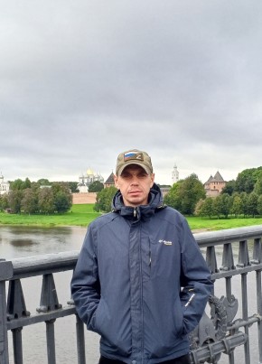 Юрий из Санкт-Петербурга 41 год