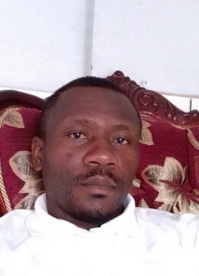 Mbezele Longin, 41, Republic of Cameroon, Yaoundé