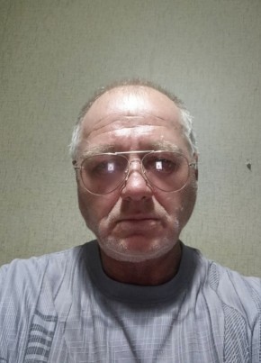 Алехан из Миасса 56 лет