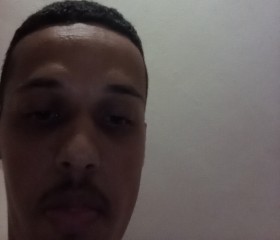 Yariel, 18, Humacao