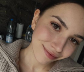 Lena, 24, Tehran
